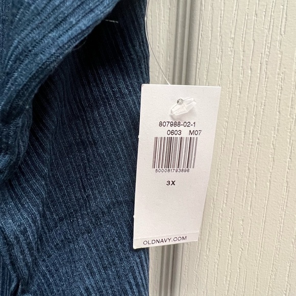 Old Navy Luxe Tee size 3X - Picture 2 of 4
